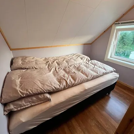 Rimelig Og Romslig Leilighet, 5 Pers Apartment *