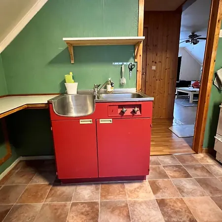 Rimelig Og Romslig Leilighet, 5 Pers * Svolvær