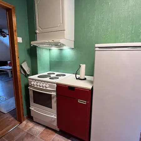 Apartment Rimelig Og Romslig Leilighet, 5 Pers *
