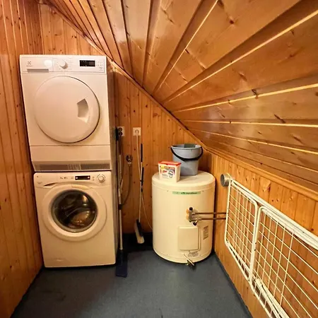 Apartmán Rimelig Og Romslig Leilighet, 5 Pers *